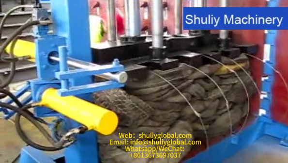 Video de funcionamiento de la compactadora de neumáticos